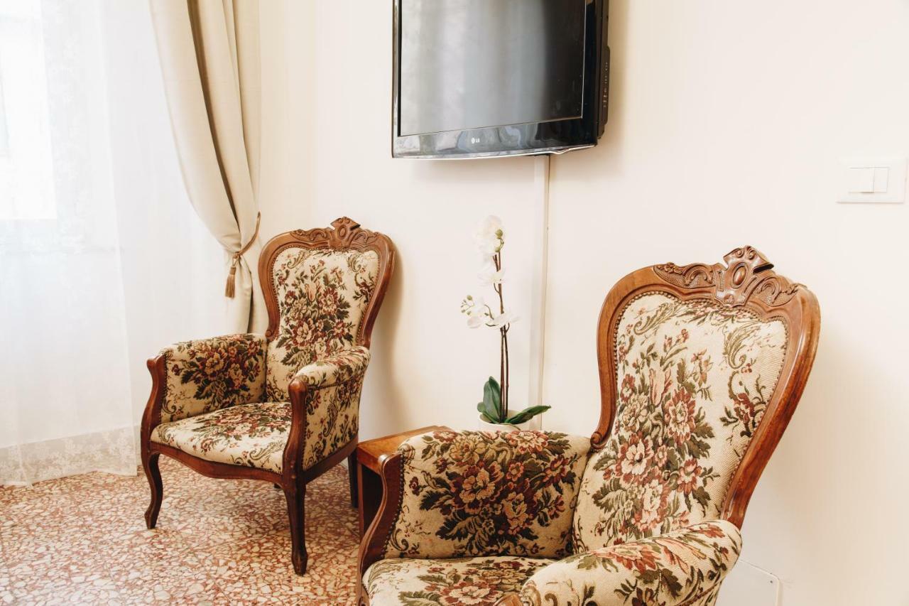 Suite Rondanini Rom Exterior foto